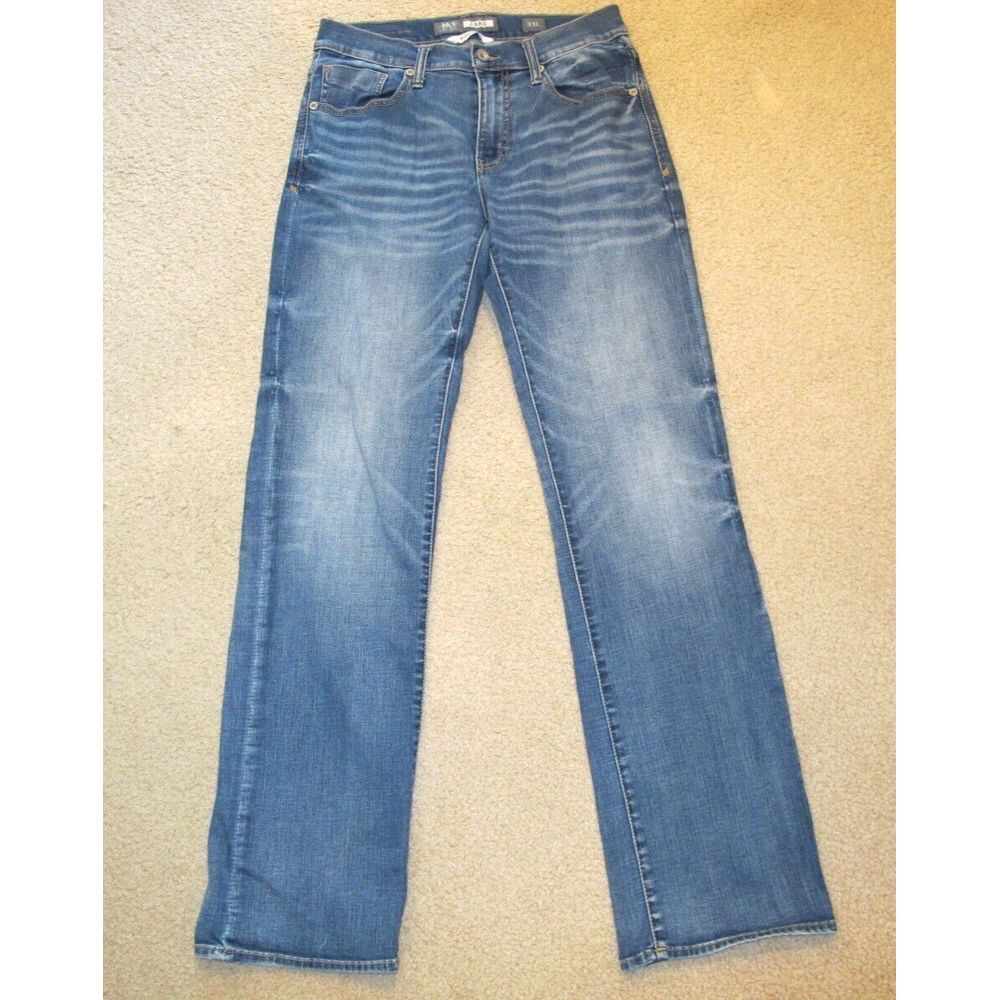 Men's Size 31 x 33 BKE Jake Bootleg Blue Denim‎ Distressed Jeans NICE!